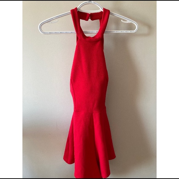 RED ROMPER!!SUPER CUTE - Picture 3 of 6